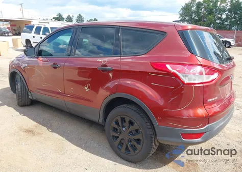 2014 Ford Escape S z USA, uszkodzony, nr VIN 1FMCU0F7XEUC34695